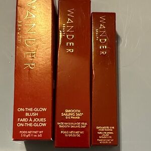 Wander Beauty On-The-Glow Blush and Eye Primer - Vibrant Red